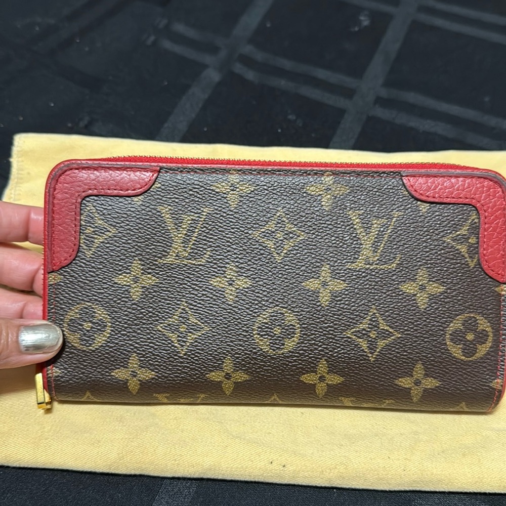 SOLD❤️Authentic Louis Vuitton Brown Monogram Wallet with Red Trim